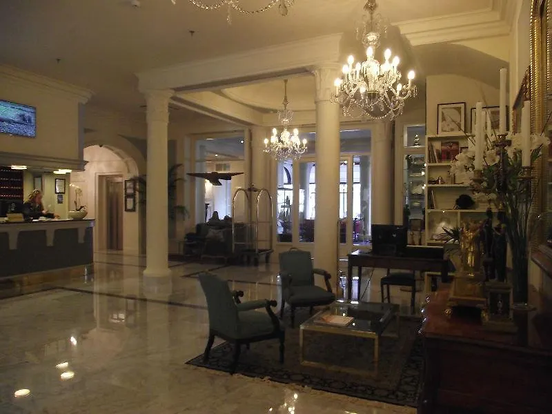 Hotel De Londres Y De Inglaterra San Sebastian 4*,